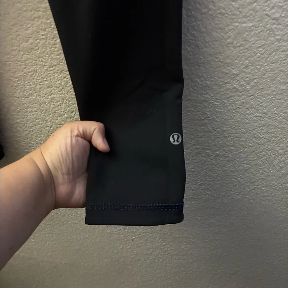 Lululemon Wunder Under Crop Reversible 4